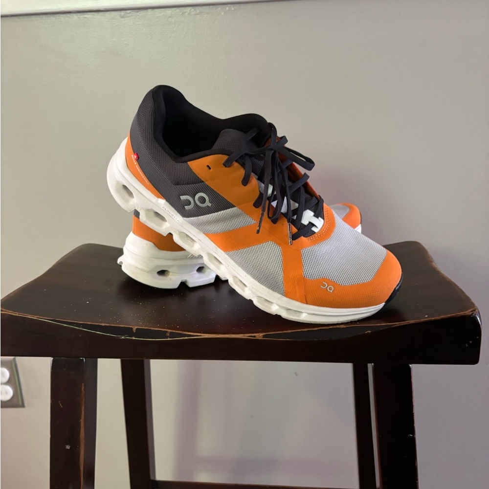 On Running cloudrunner running shoes